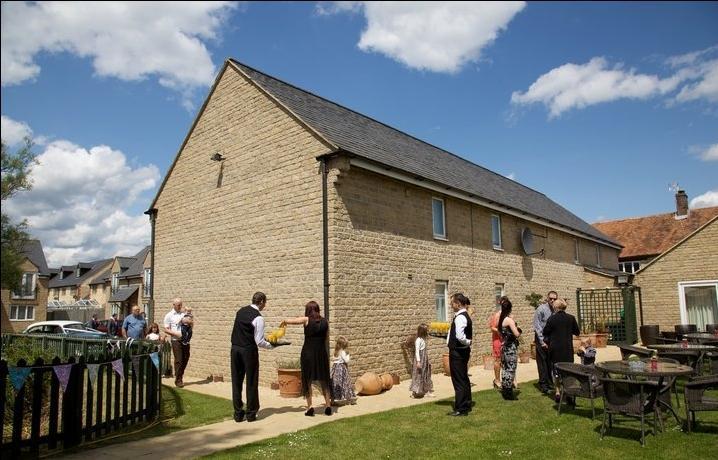 The Tally Ho Hotel - B&B Bicester Exterior foto